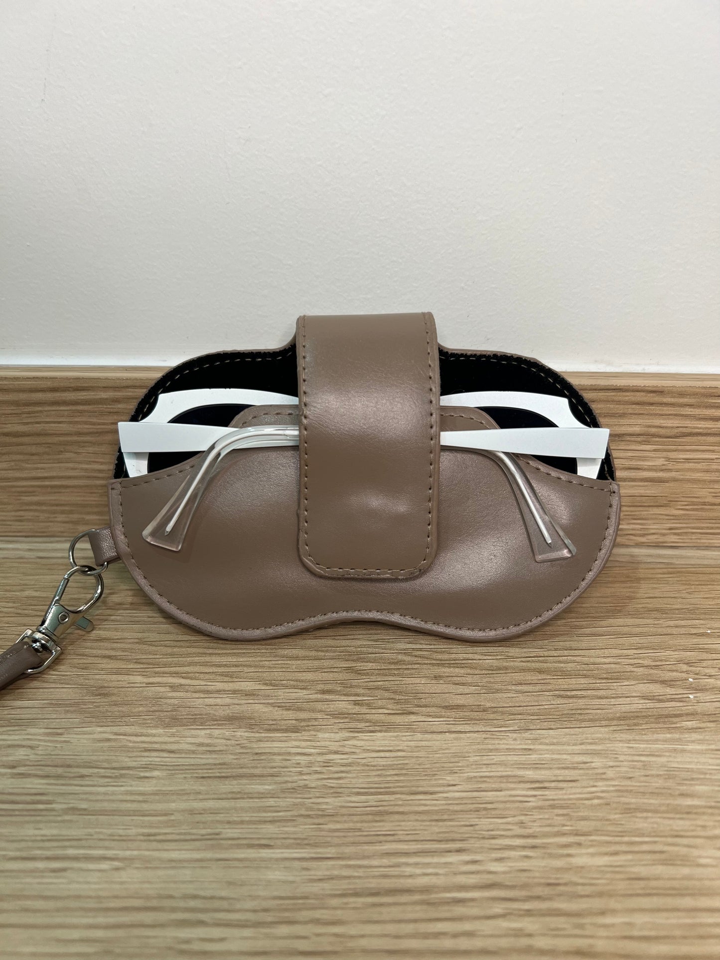 Eye Lens Case Eyeglass Case – Lens Avenue